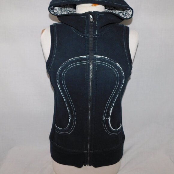 Lululemon Limited Edition Womens 6 Black Scuba Hoodie Vest **READ - Picture 2 of 11